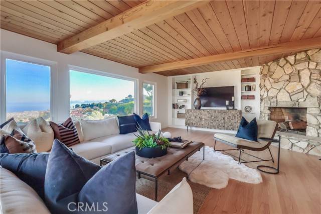 Rancho Palos Verdes, CA 90275,2978 Crownview Drive