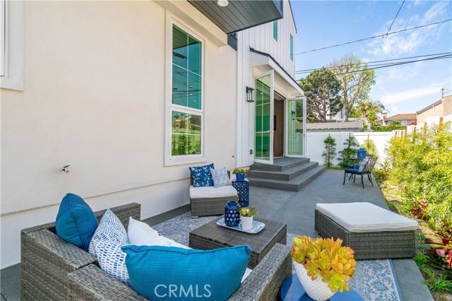 Redondo Beach, CA 90278,3202 Green Lane