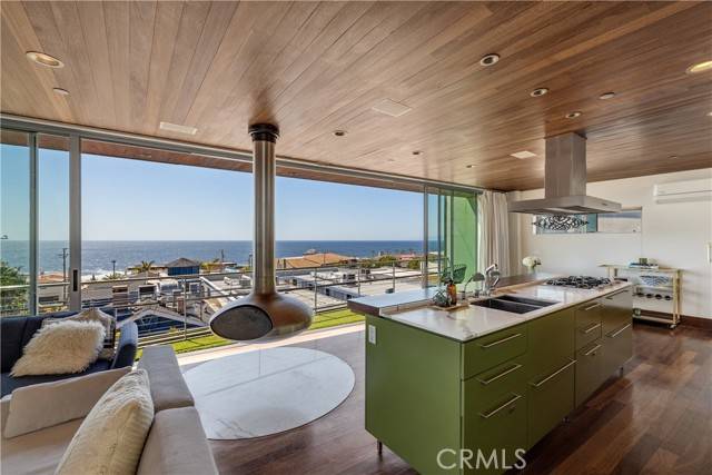 Manhattan Beach, CA 90266,217 9th Street