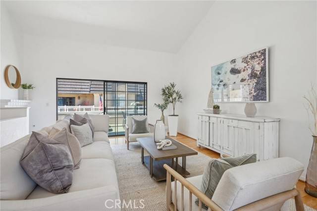 Redondo Beach, CA 90278,1924 Mathews Avenue #B
