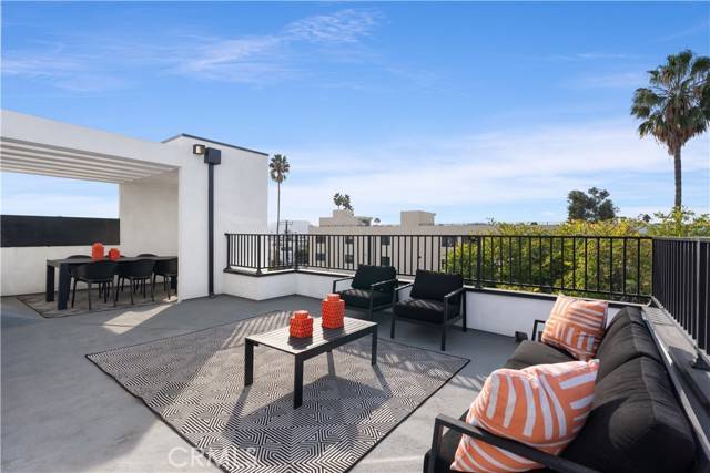 North Hollywood (los Angeles), CA 91606,11668 W Verde Place