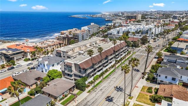 Redondo Beach, CA 90277,700 Esplanade #9