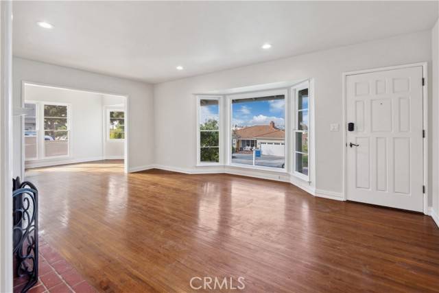 Redondo Beach, CA 90277,265 Via Linda Vista