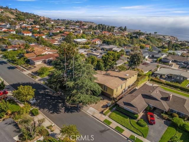 Rancho Palos Verdes, CA 90275,30211 Via Rivera