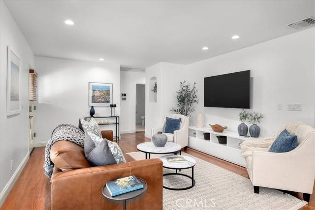 Palos Verdes Estates, CA 90274,2305 Via Rivera