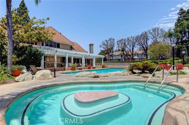 Torrance, CA 90503,2563 Plaza Del Amo #312