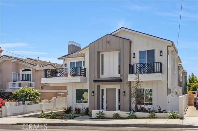 Redondo Beach, CA 90278,2420 Ives Lane #B