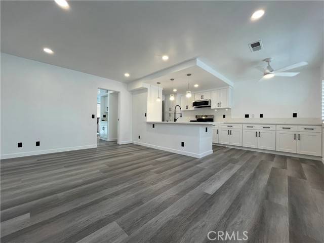 Marina Del Rey, CA 90292,4640 Glencoe Avenue #7