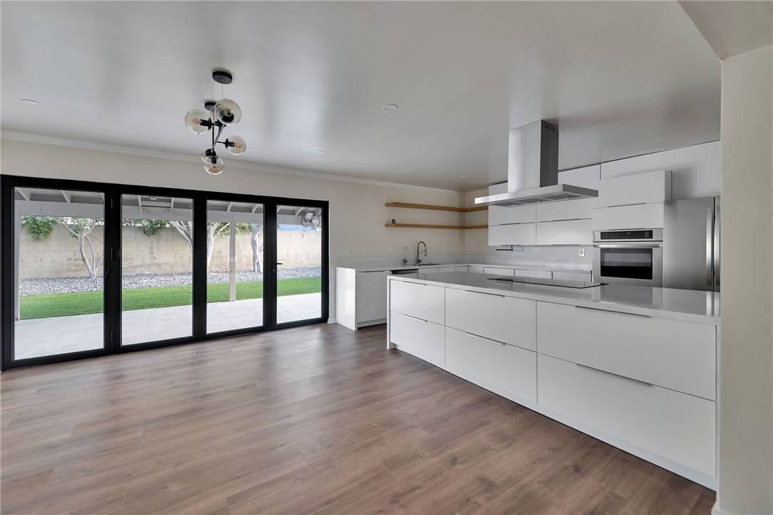 Torrance, CA 90504,2032 W 171st Street