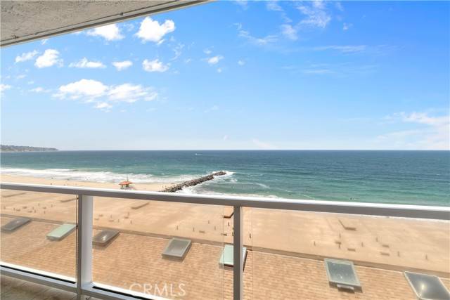 Redondo Beach, CA 90277,615 Esplanade #710
