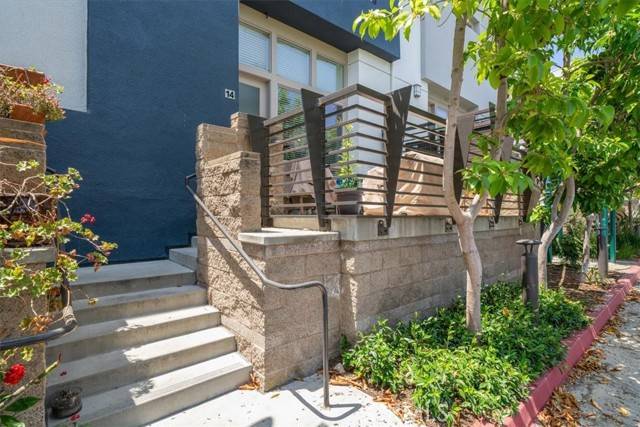 Hawthorne, CA 90250,5405 W 149th Place #14