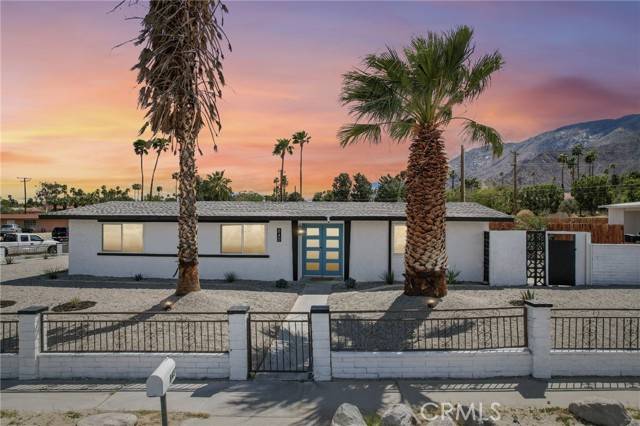 Palm Springs, CA 92262,845 W Gateway Drive