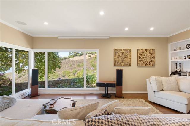 Rancho Palos Verdes, CA 90275,3666 Greve Drive