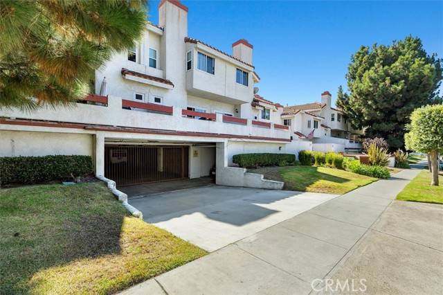 Torrance, CA 90501,2740 Gramercy Avenue #14