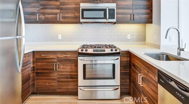 San Francisco, CA 94102,100 Van Ness Avenue #1110