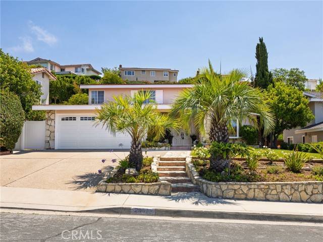Rancho Palos Verdes, CA 90275,28422 Seamount Dr