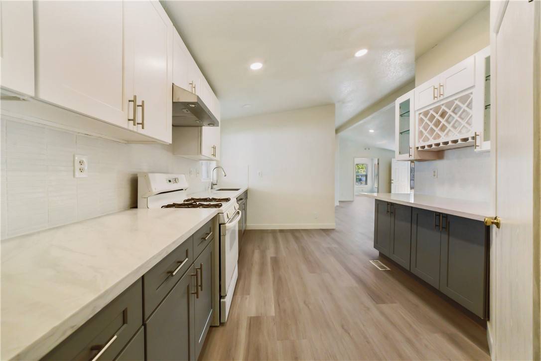 Torrance, CA 90501,24200 Walnut Street #73