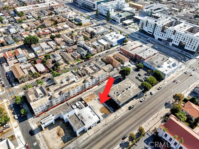 Los Angeles, CA 90044,1041 W Manchester Avenue