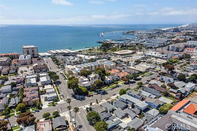 Redondo Beach, CA 90277,426 S Broadway