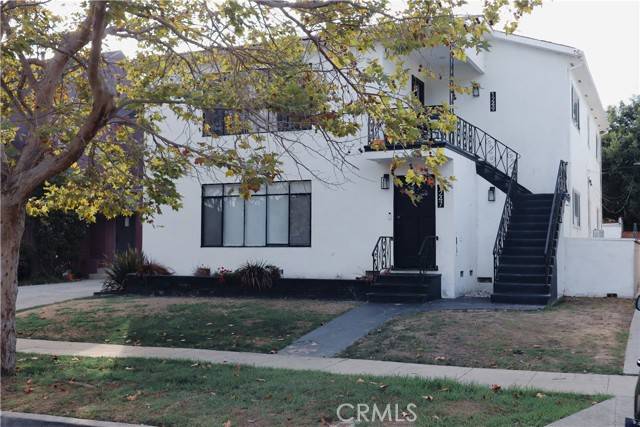 Los Angeles, CA 90019,1247 S Sycamore Avenue