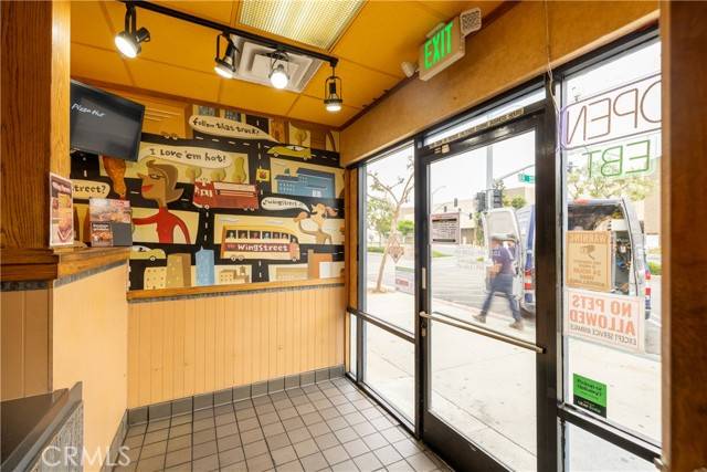 Hawthorne, CA 90250,12207 Hawthorne