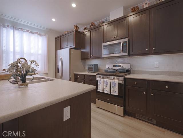 Lomita, CA 90717,2103 245th Street #7