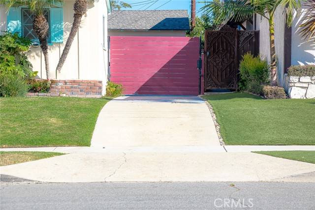 Ladera Heights, CA 90056,6210 S Corning