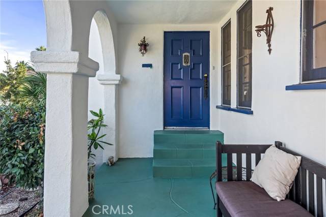 Los Angeles, CA 90034,2431 S Holt