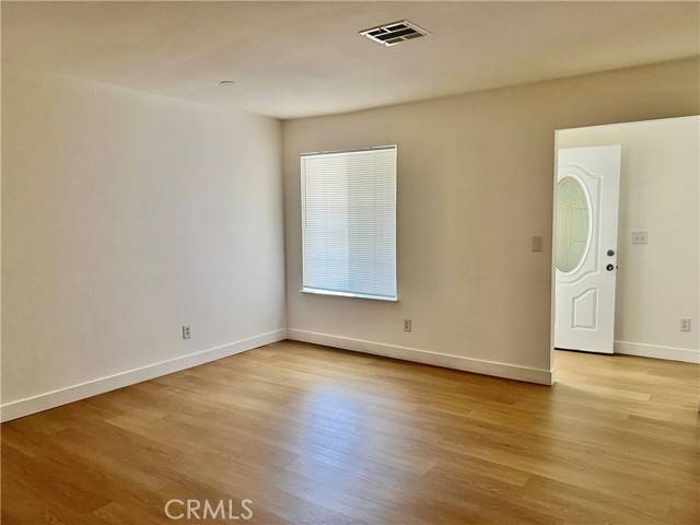 Lancaster, CA 93536,44333 Albeck