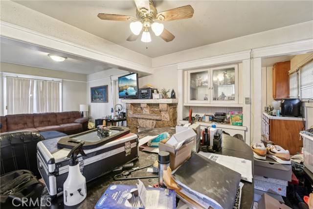 Los Angeles, CA 90003,231 W 88th Street