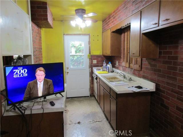 Lawndale, CA 90260,4163 W 156th