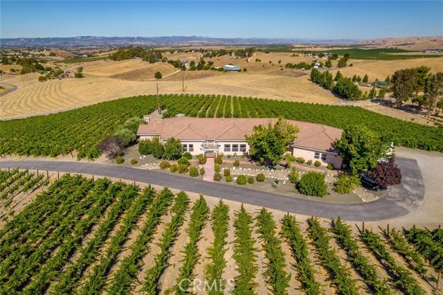 Paso Robles, CA 93446,6172 Hawk Ridge Place