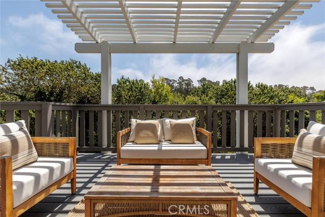 Cambria, CA 93428,1460 Main #114