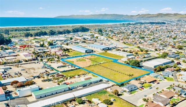 Grover Beach, CA 93433,943 Huston Street