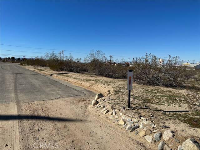 Pearblossom, CA 93553,3 Lots on V10 and Longview