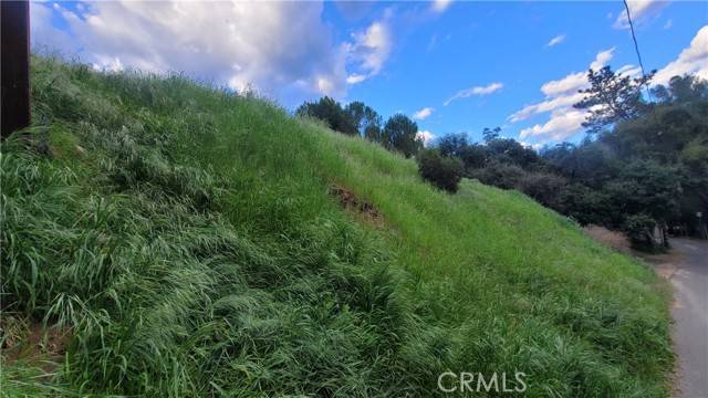 Sylmar (los Angeles), CA 91342,0 North Trail Road