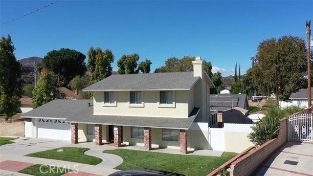 Newhall (santa Clarita), CA 91321,23863 Adamsboro Drive