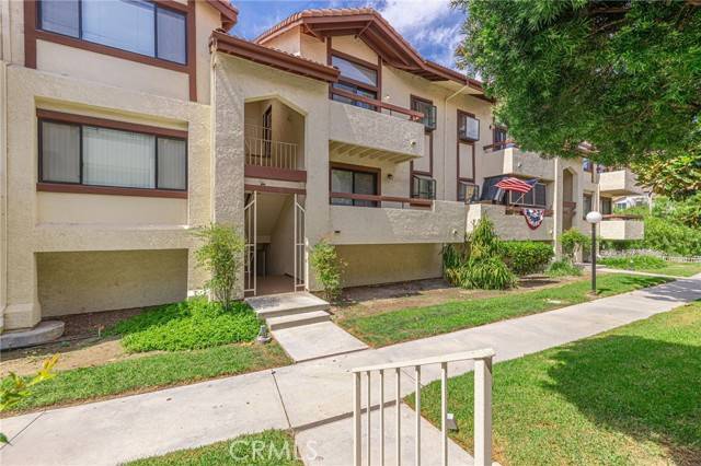 Canyon Country (santa Clarita), CA 91387,18186 Sundowner Way #1038