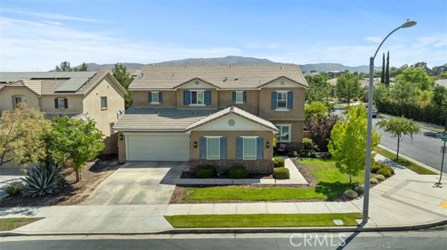 Corona, CA 92883,25694 Red Hawk Road