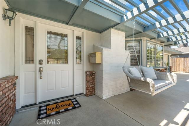 West Hills (los Angeles), CA 91307,23058 Cohasset Street