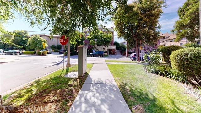 Sherman Oaks, CA 91403,14569 Benefit Street #102