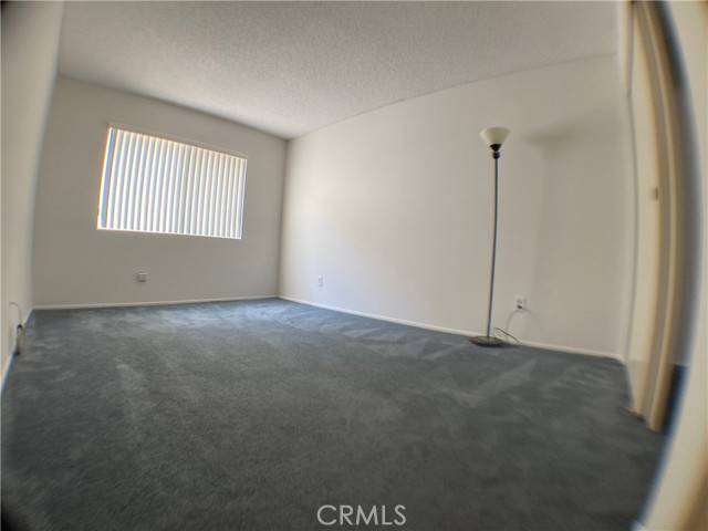 Northridge (los Angeles), CA 91325,18427 Vincennes Street #8