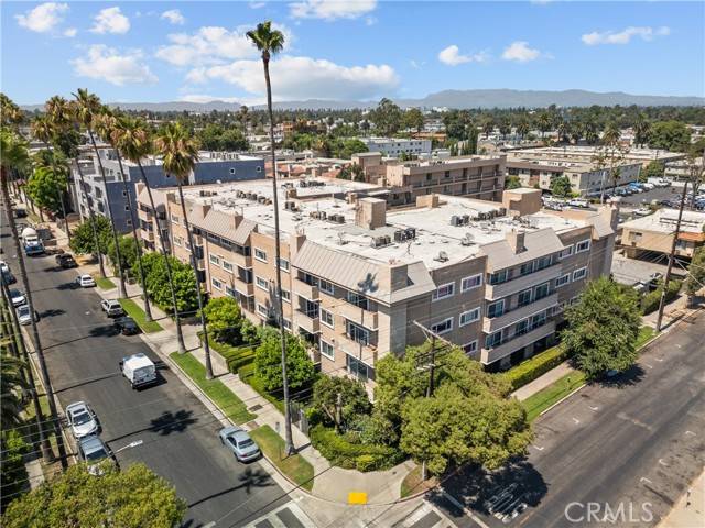 Van Nuys (los Angeles), CA 91411,14607 Erwin Street #113