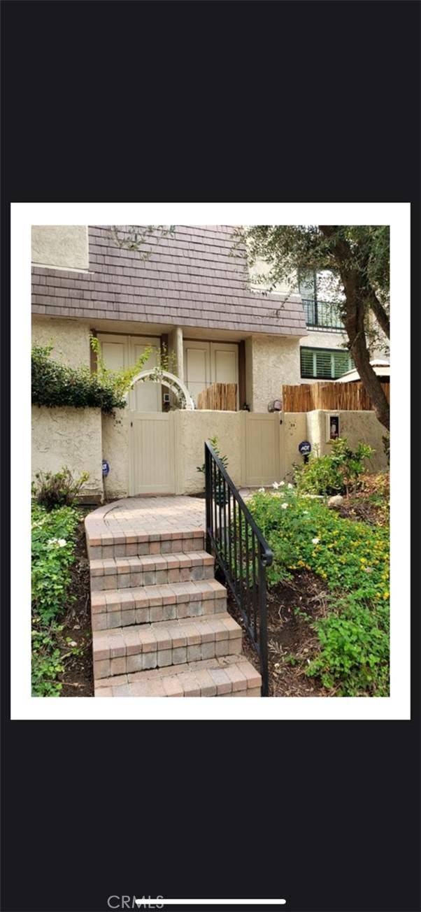 Woodland Hills (los Angeles), CA 91367,6121 Shoup Avenue #39