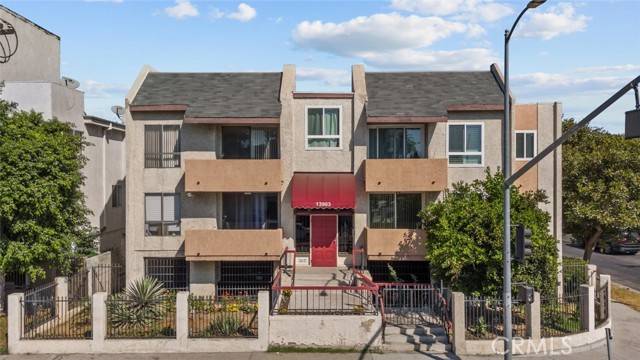 Van Nuys (los Angeles), CA 91405,13903 Sherman Way #14