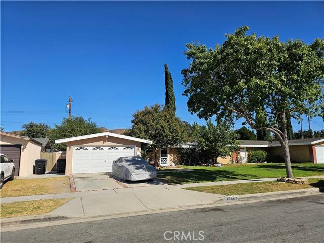 Canyon Country (santa Clarita), CA 91351,19323 Cedarcreek Street