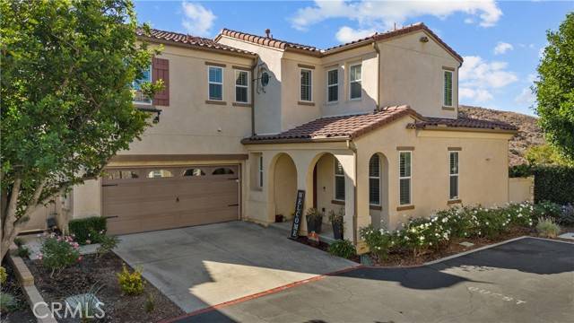 Newhall (santa Clarita), CA 91350,26008 Lindale Place