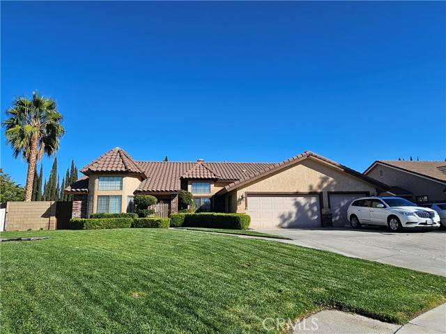 Lancaster, CA 93536,43450 Wendy Way