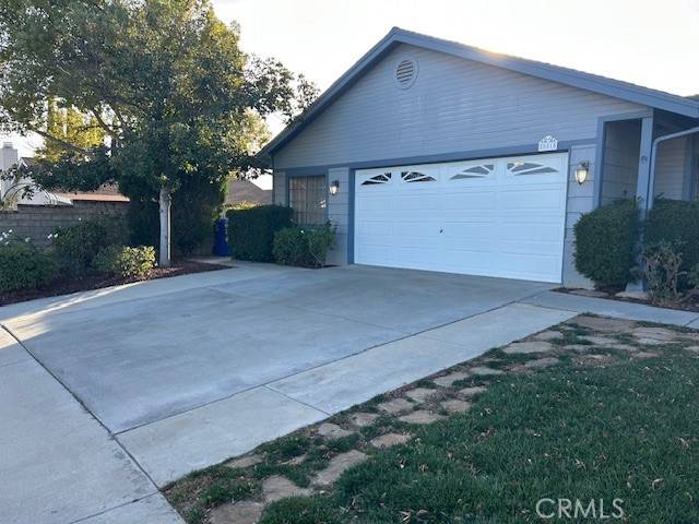 Valencia (santa Clarita), CA 91354,28015 Tupelo Ridge Drive