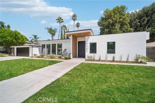 Northridge (los Angeles), CA 91324,9540 Donna Avenue